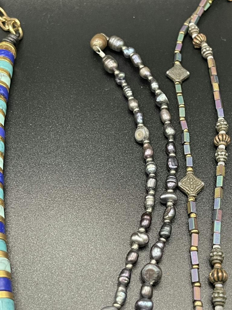 5 Vintage Necklaces - image 6 of 19