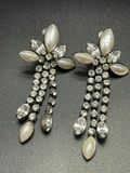 Vintage Clip On Earrings And Bracelet - thumbnail 5 of 11