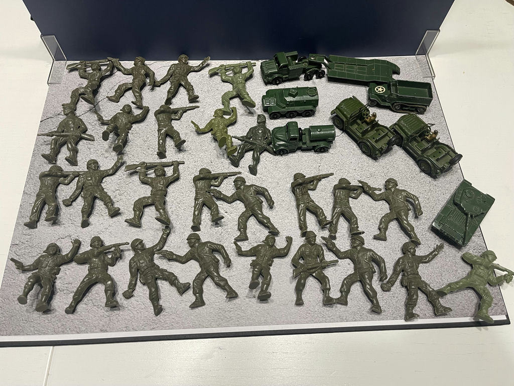 Vintage Toy Army Soldiers and Military Vehicles - image 1 of 19