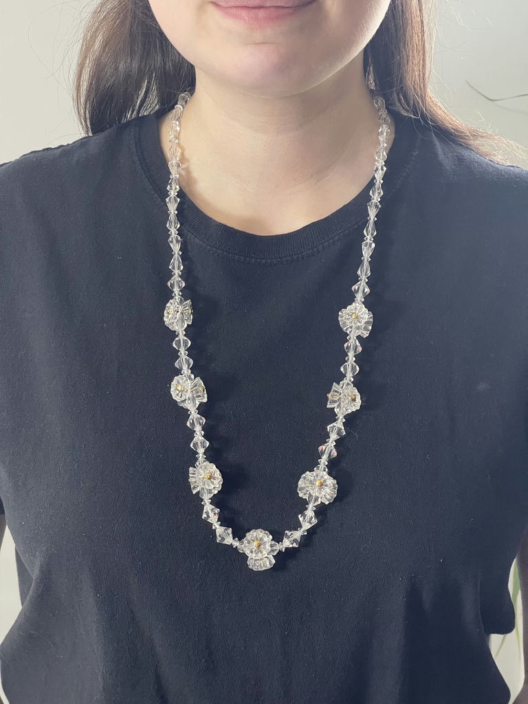 6 Vintage Necklaces - image 18 of 22