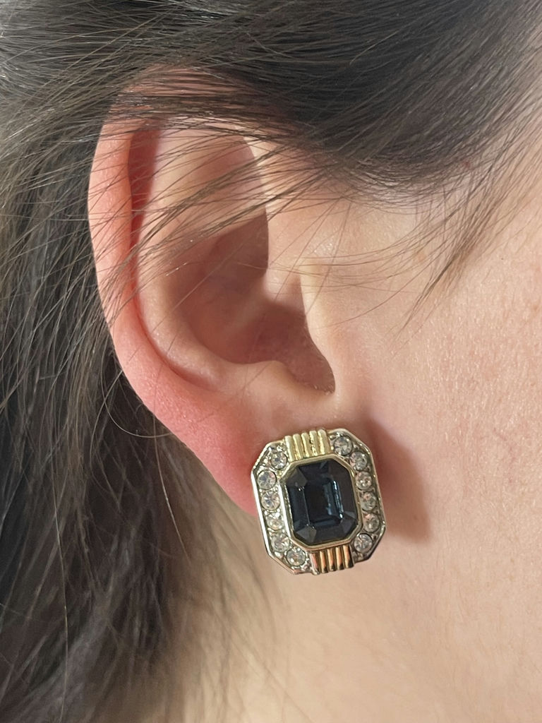Vintage Clip On Earrings And Pin - image 27 of 28