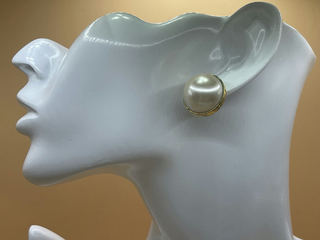 Vintage Pierced earrings - image 3 of 8