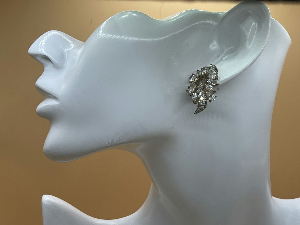 Vintage Earring Lot Including D’Orlan - image 8 of 10