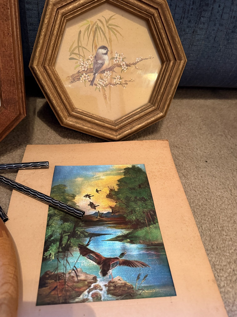 Bird-themed wall art and clocks - image 7 of 8