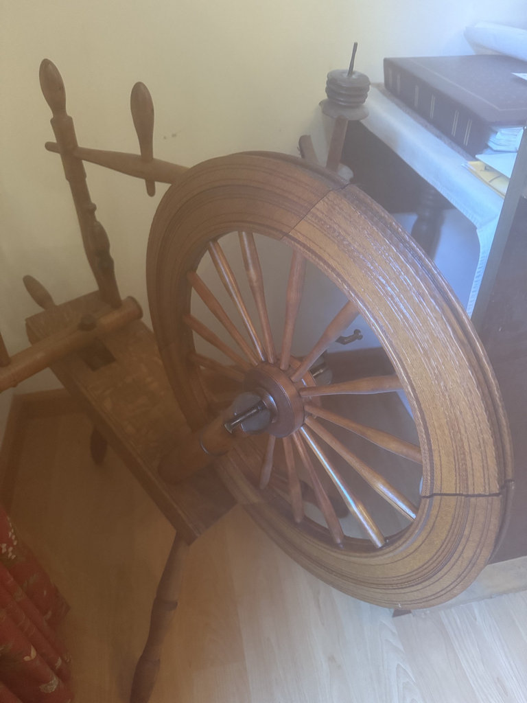 Wooden spinning wheel - image 1 of 3