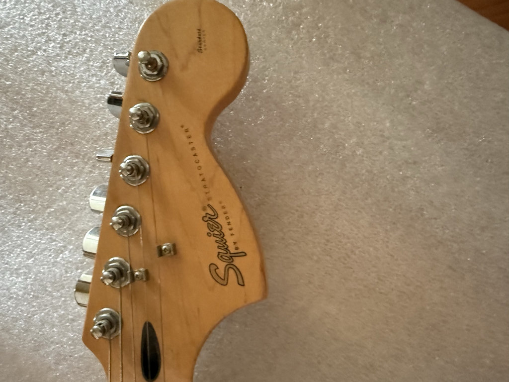 Squier by Fender Stratocaster electric guitar with gig bag - image 4 of 8