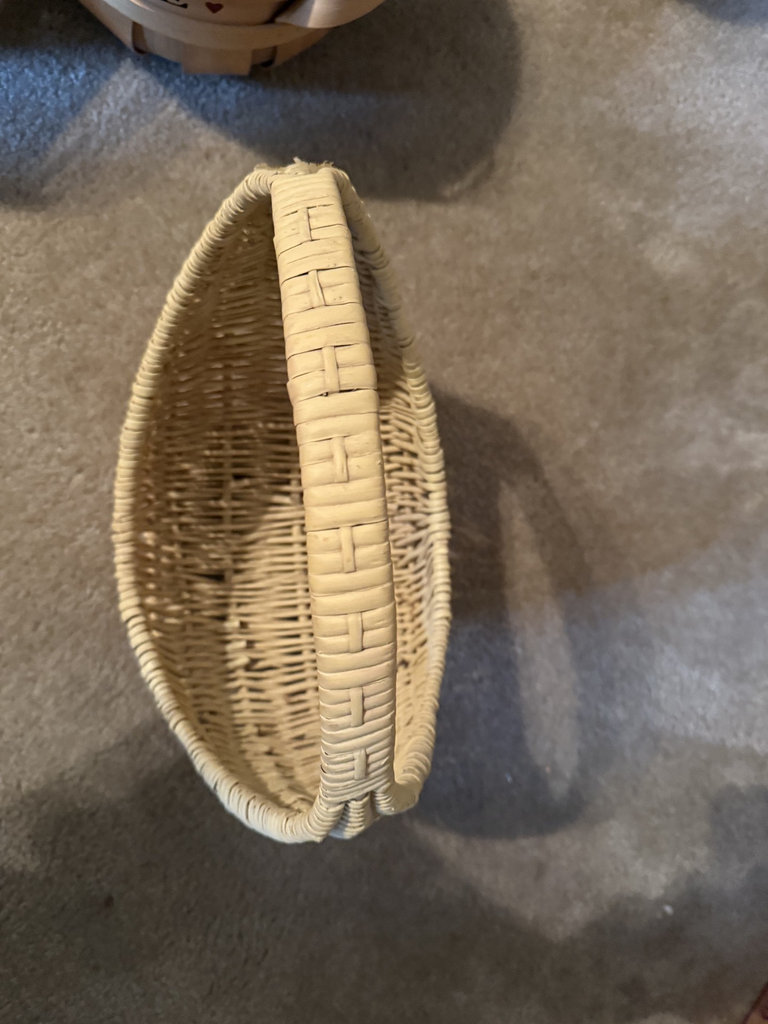 Assorted woven wicker baskets and containers - image 18 of 21
