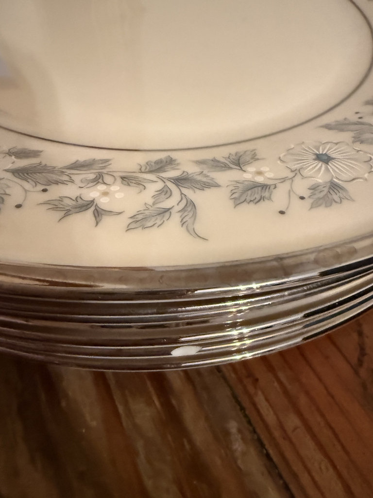 Lenox Windsor dinnerware set with blue floral border - image 6 of 7
