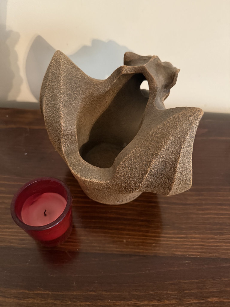 Windstone Editions dragon sculpture with tealight cavity - image 5 of 16