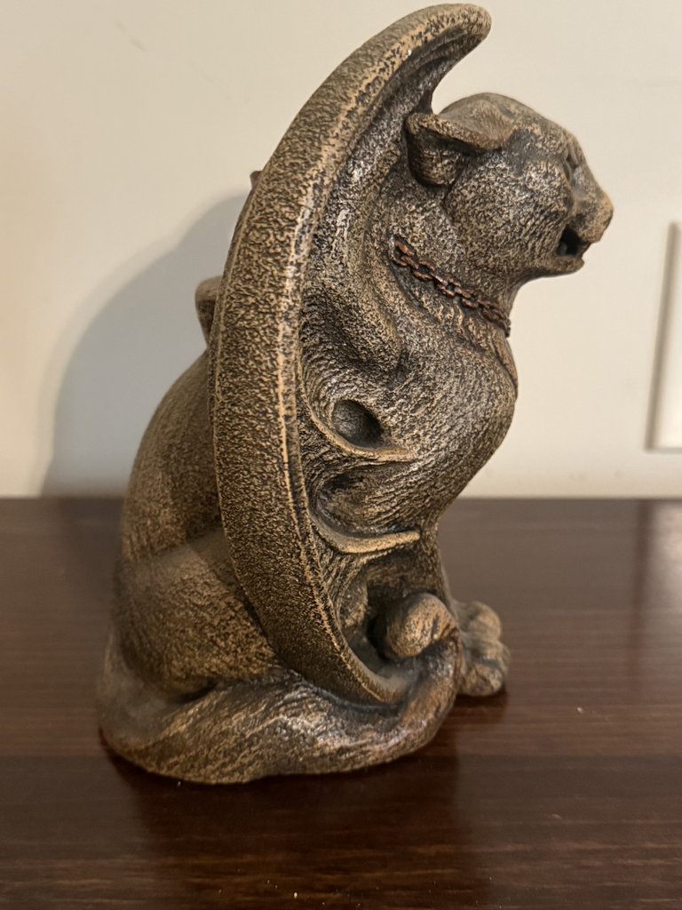 Winged Gargoyle Sculpture with Red Glass Center - image 4 of 9