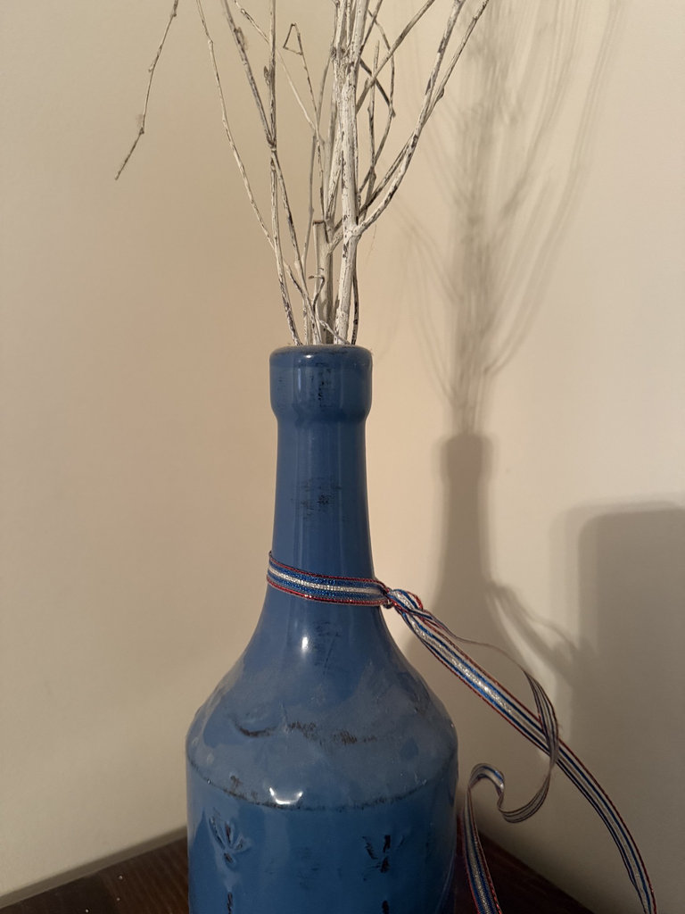 Decorative vases with artificial floral arrangements - image 6 of 8