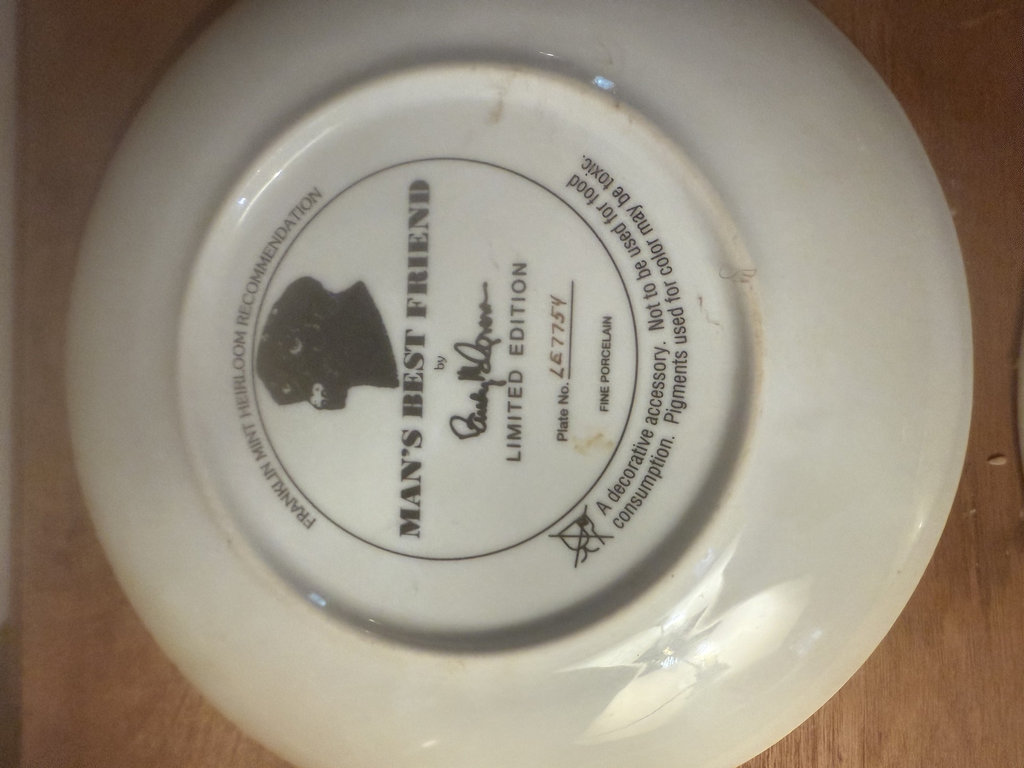 Set of four round decorative plates featuring black Labrador retrievers - image 5 of 9