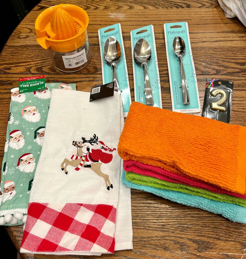 Kitchen Lot - image 10 of 15