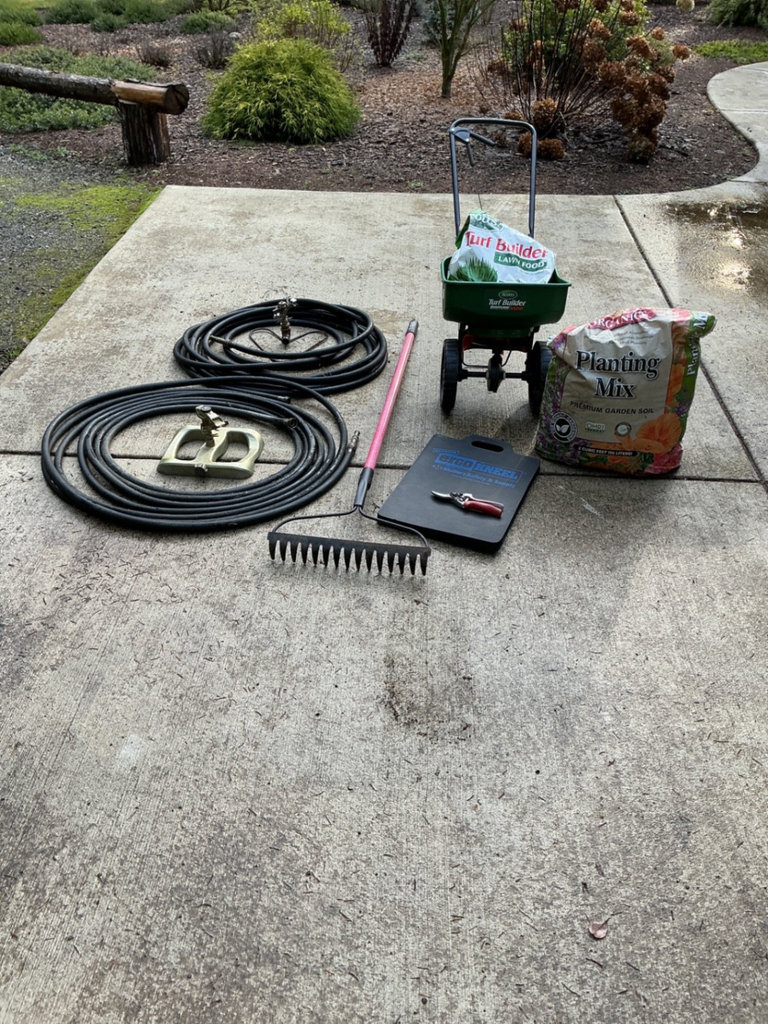 Garden tools and lawn care supplies - image 4 of 6