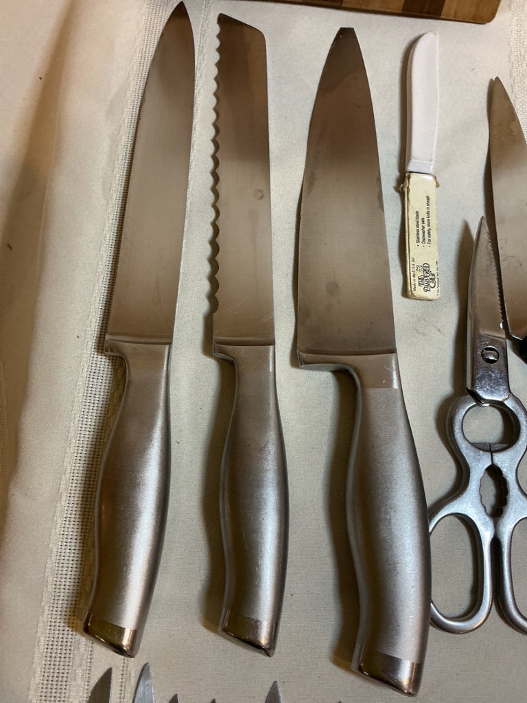 Cutlery with cutting boards and accessories, Calphalon, Victorinox  - image 4 of 12
