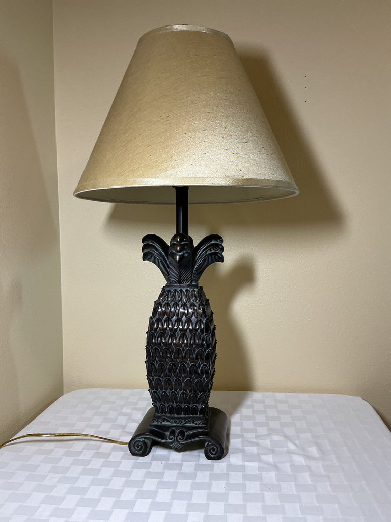 Pineapple-Design Table Lamp and Gold Pedestal Bowl - image 2 of 6