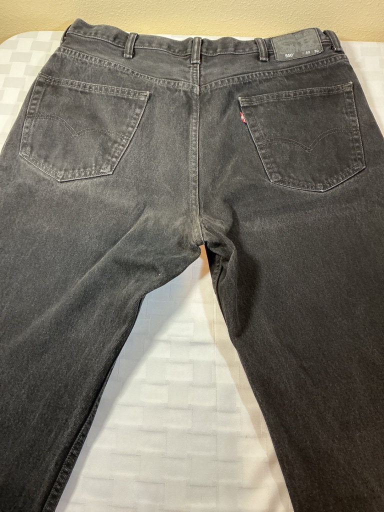 Assorted Levi's Jeans in Blue and Black Denim - image 9 of 9