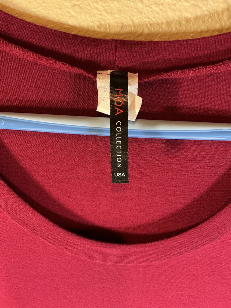 Woman’s Cashmere and more - image 9 of 15