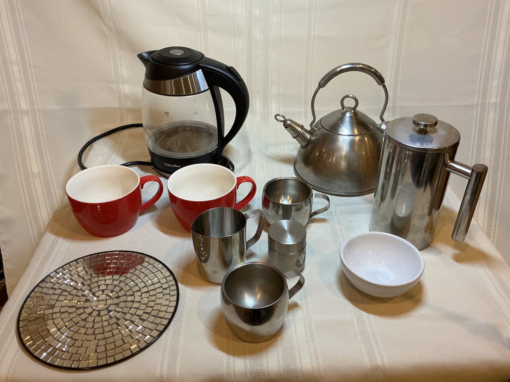 Mueller electric kettle and mixed teaware collection - image 2 of 8
