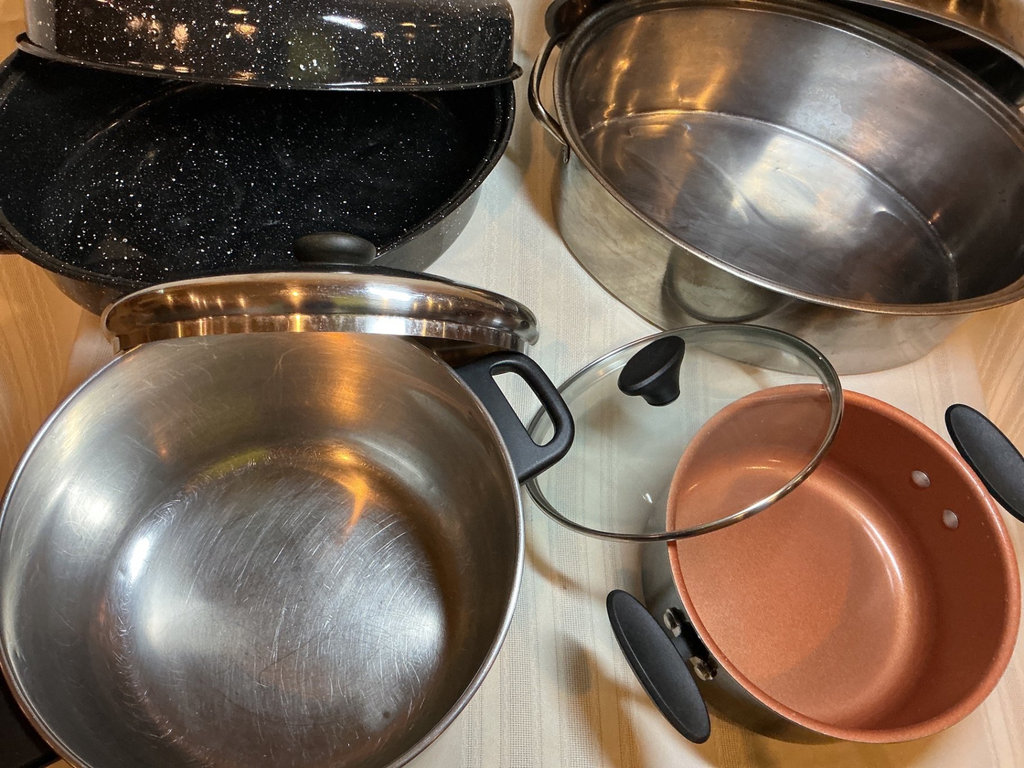 Assorted Pots and Pans - image 3 of 6