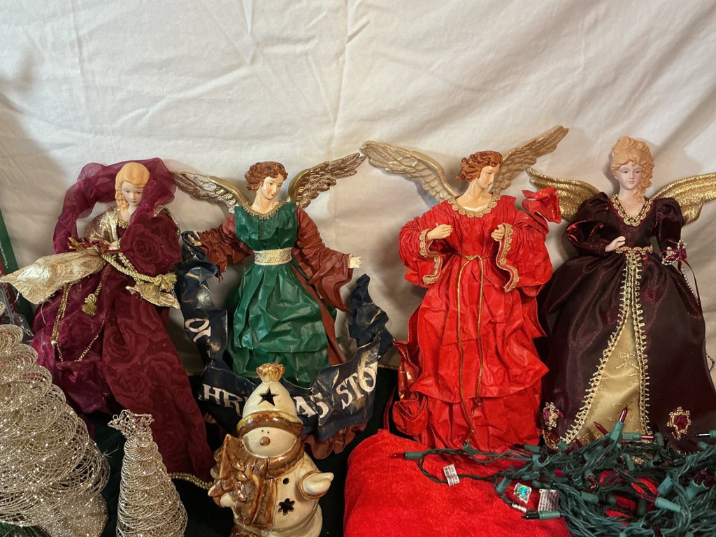 Assorted Christmas Decorations - image 2 of 9