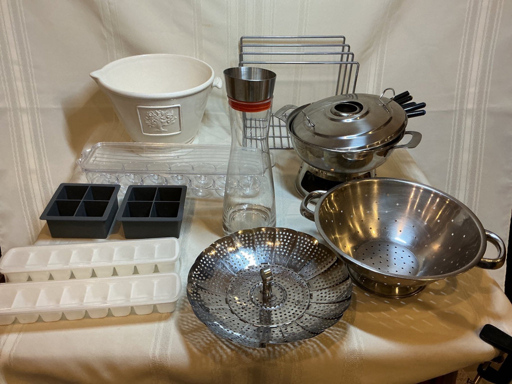 Assorted Kitchenware and Cookware - image 1 of 5