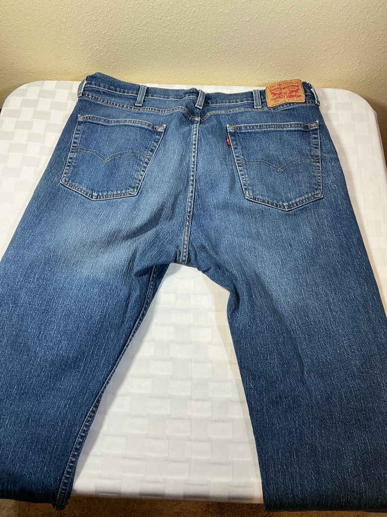 Assorted Levi's Jeans in Blue and Black Denim - image 7 of 9