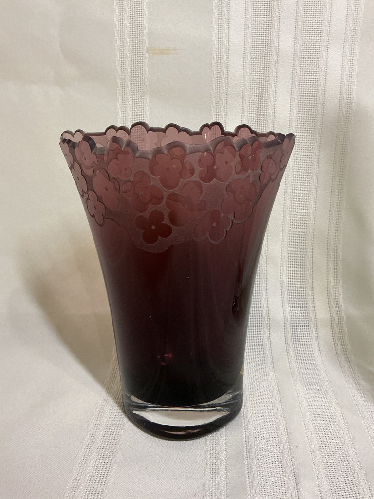 Set of decorative glass items: cow figurine, vases, bottle, and ornament - image 3 of 5