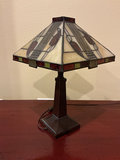 Tiffany-style stained glass table lamp - thumbnail 3 of 4