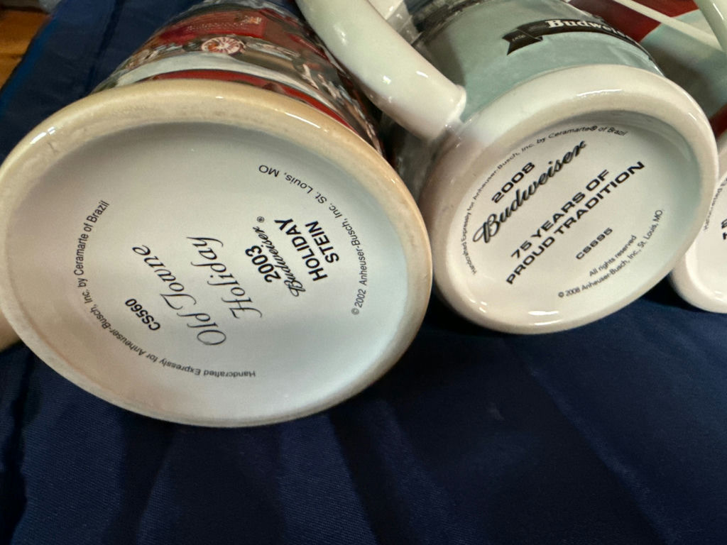 Budweiser Holiday Stein Collection - image 4 of 4