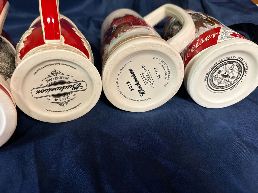 Budweiser Holiday Stein Mugs Collection - image 4 of 4