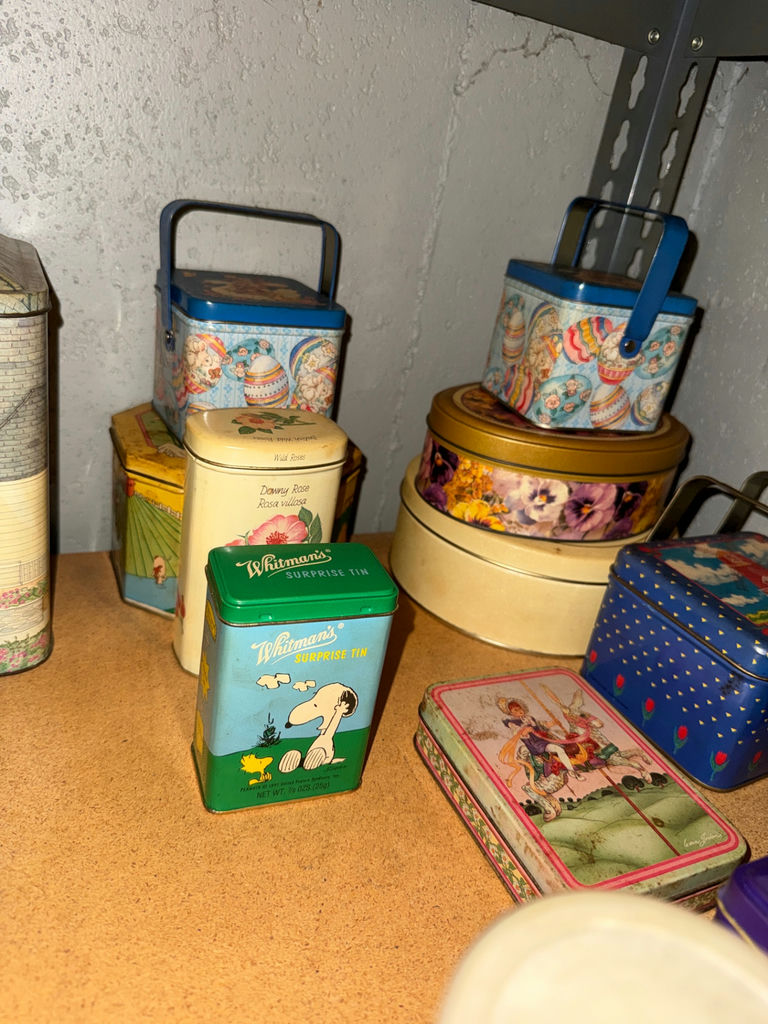 Assorted vintage metal tins and cookie tins - image 2 of 3