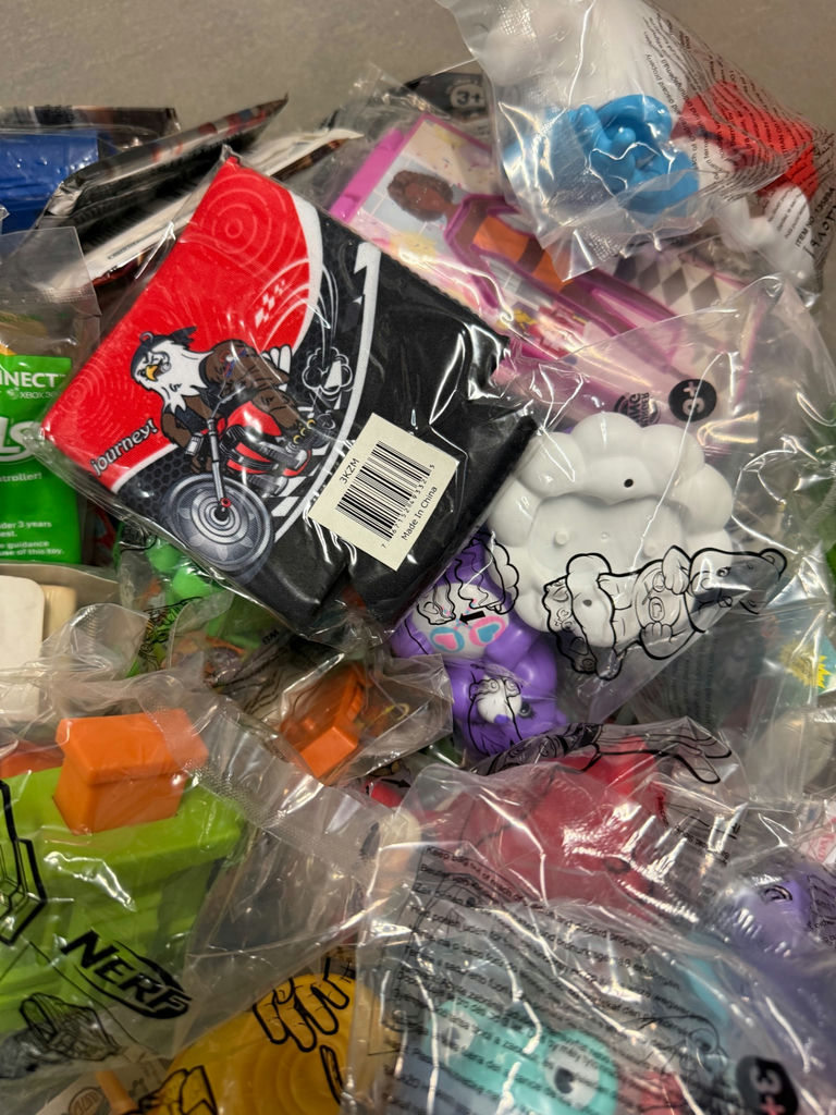 Assorted small toy figures and accessories in bags - image 6 of 6