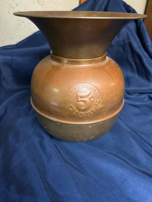 Vintage copper spittoon with flared top - Image 1 of 2