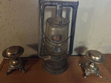 Vintage kerosene lantern with two whiskey decanter stands - thumbnail 2 of 4
