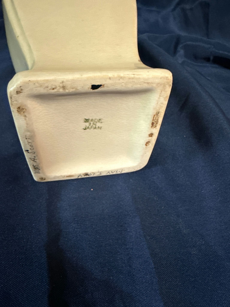 Japanese Nippon Decorative ceramic vase with floral motif - image 2 of 2