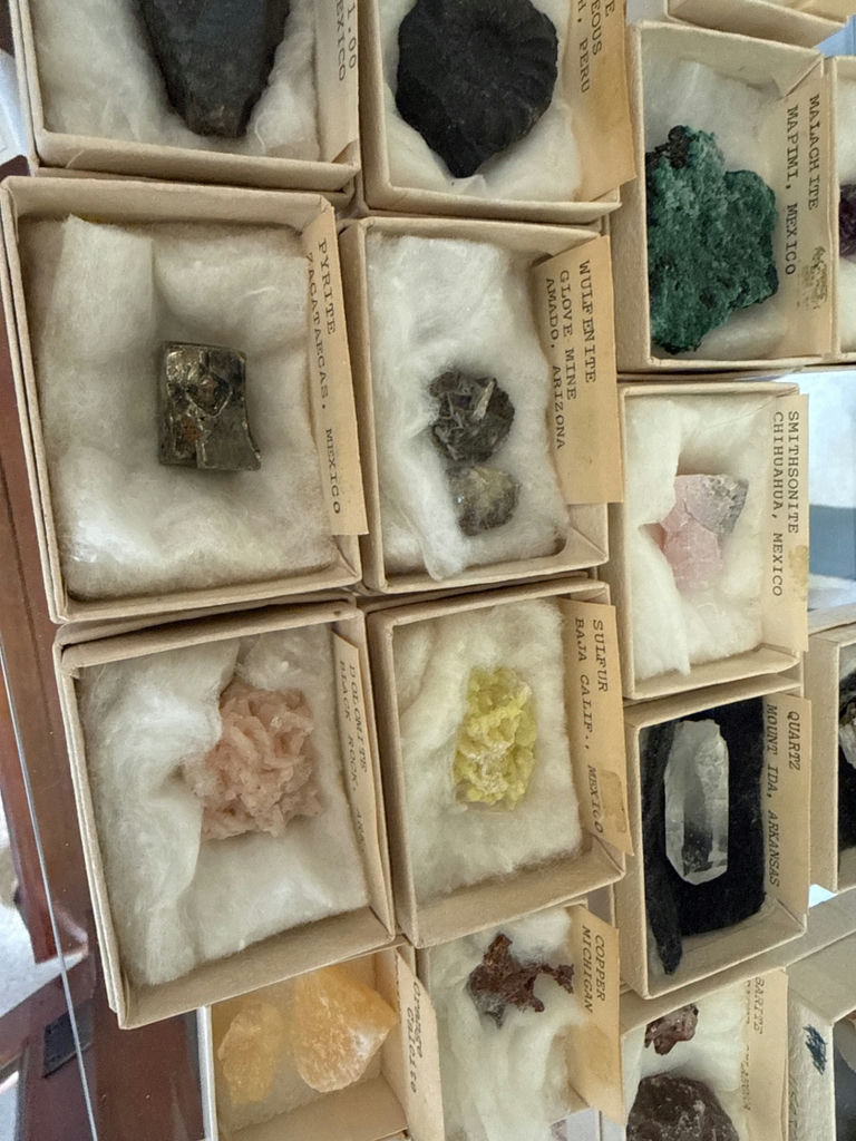 Mineral and Crystal Specimens in Display Boxes - image 3 of 4