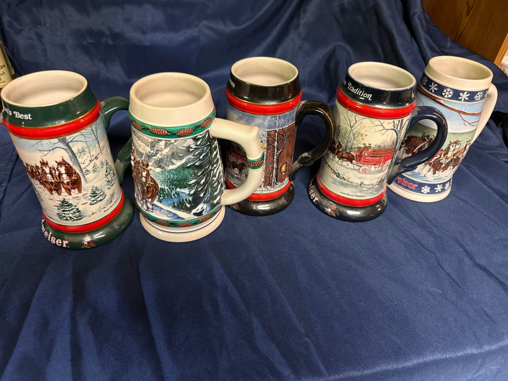 Budweiser Holiday Stein Collection - image 1 of 3