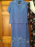Blue embroidered two-piece dress and floral maxi with lace collar - thumbnail 2 of 5