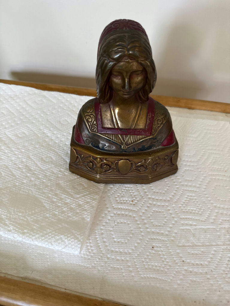 Bronze-toned bust sculpture bookend - image 1 of 3