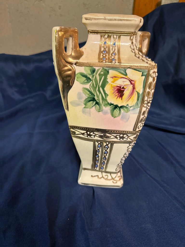 Japanese Nippon Decorative ceramic vase with floral motif - image 1 of 2