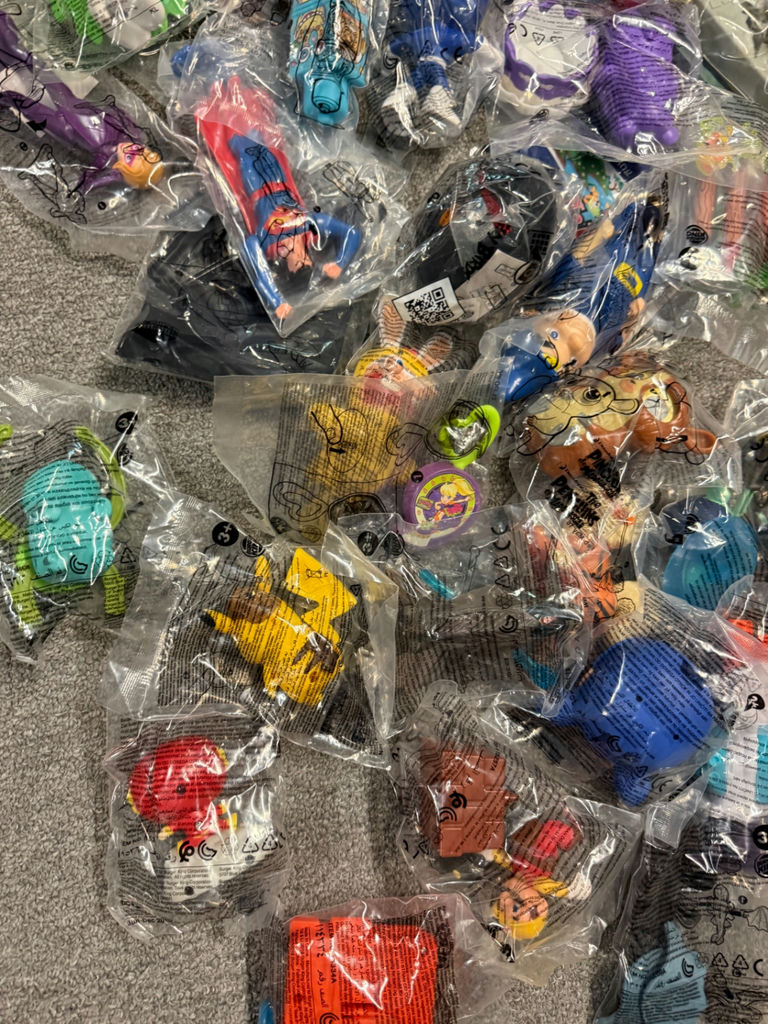 Assorted Mini Action Figures in Bags - image 1 of 8