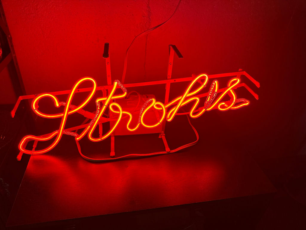 Strohs Neon Sign - image 2 of 2