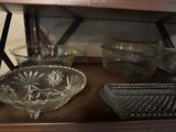 Assorted clear glass bowls and bakeware - thumbnail 1 of 3