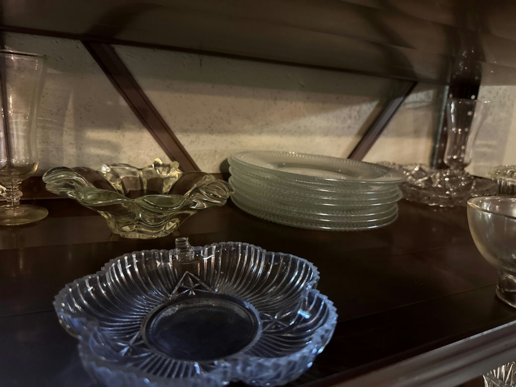 Clear glassware collection - image 1 of 3