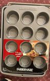 Assorted new bakeware collection (cookie sheets, muffin pans, and baking trays) - thumbnail 8 of 9