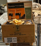 Ronson Roto-Shine Magnetic Electric Shoe Polisher in Wooden Box - thumbnail 4 of 4