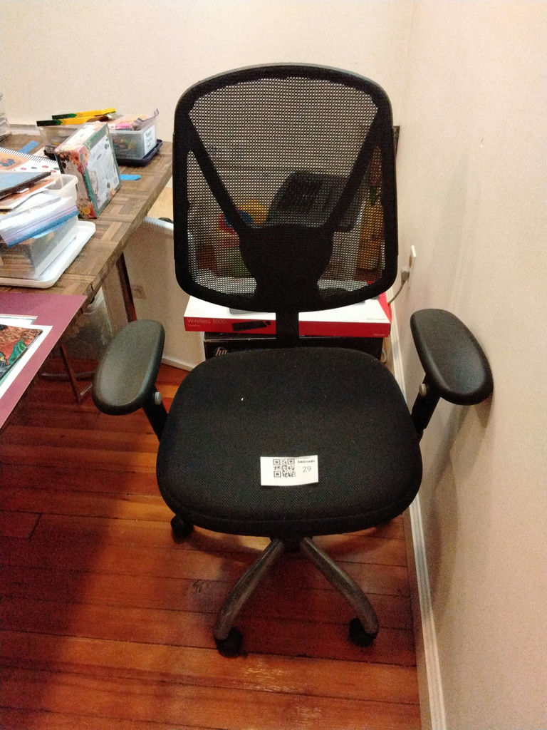 Ergonomic mesh office chair - image 1 of 2