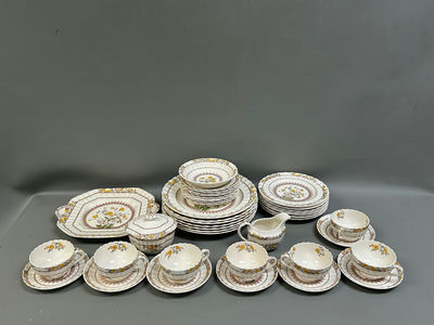 Spode Buttercup China - Image 1 of 4
