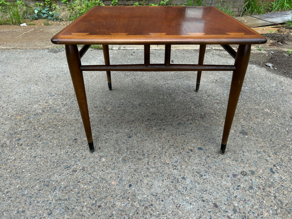 Vintage Lane Acclaim Walnut Dovetail Andre Bus End Table 900-60 - image 5 of 5